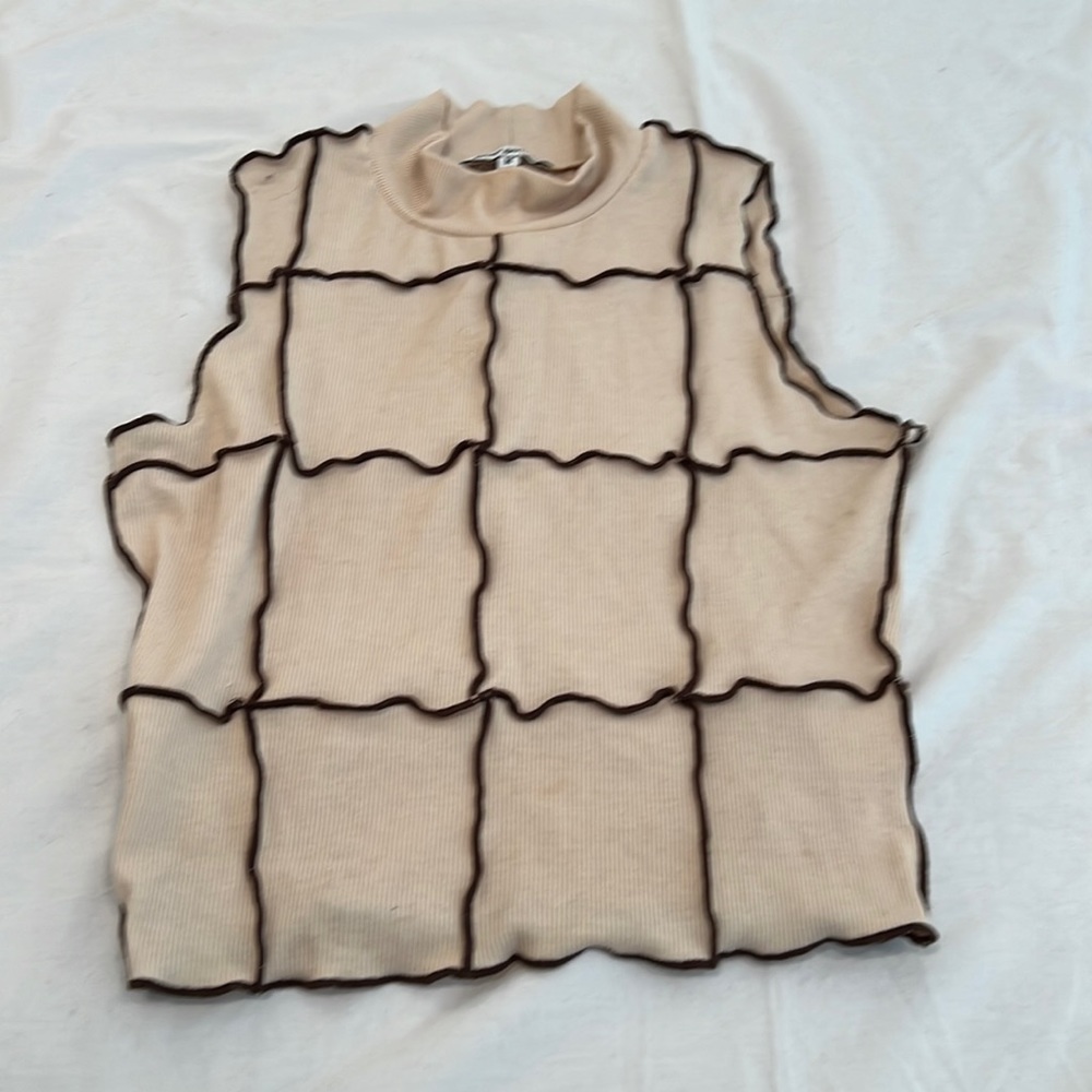 Pretty garbage long crop top